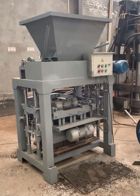 Μικρή μηχανή κατασκευής τούβλου μηχανών diesel εξωθητών 1800 Pieces/H